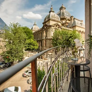 Centrally Located 2br With Balcony & Unique Design Bucureşti