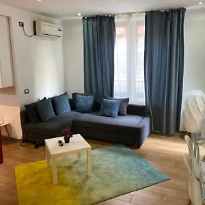 Royal Unirii-2 Bdr Bucureşti