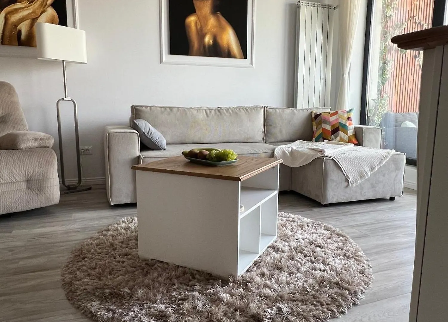 Cathedral Uptown Apartment Bucureşti