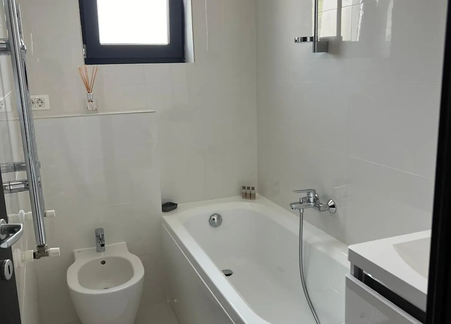 Cathedral Uptown Apartment Bucureşti