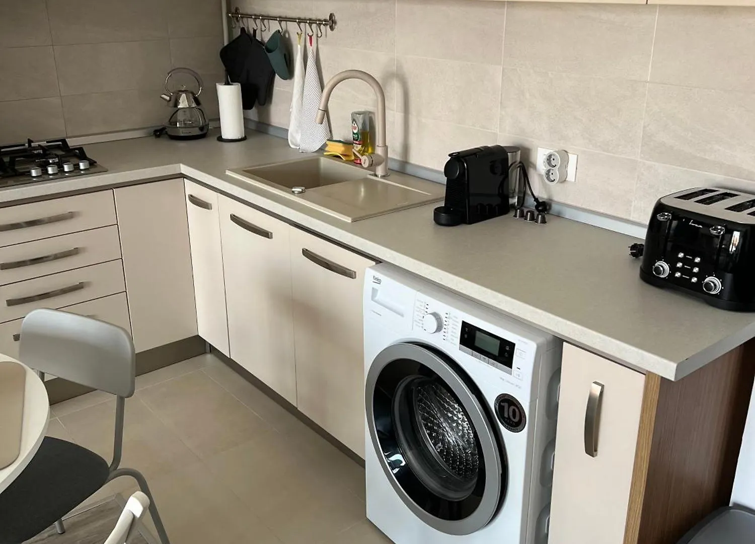 Cathedral Uptown Apartment Bucureşti